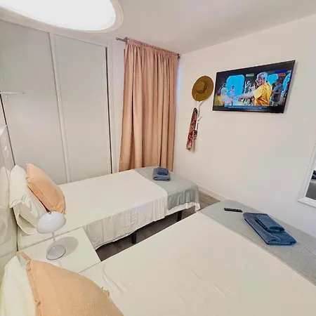 Whisper Playa del Ingles (Gran Canaria)