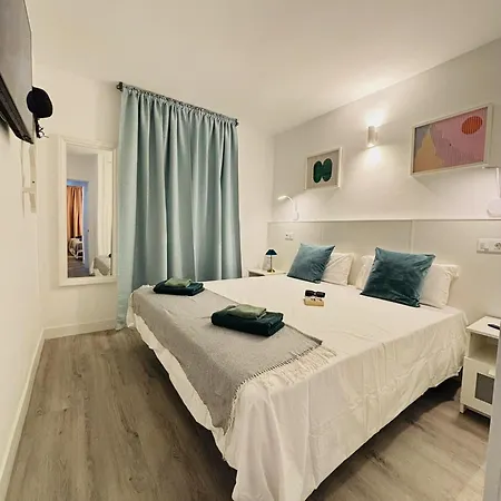 Whisper アパート